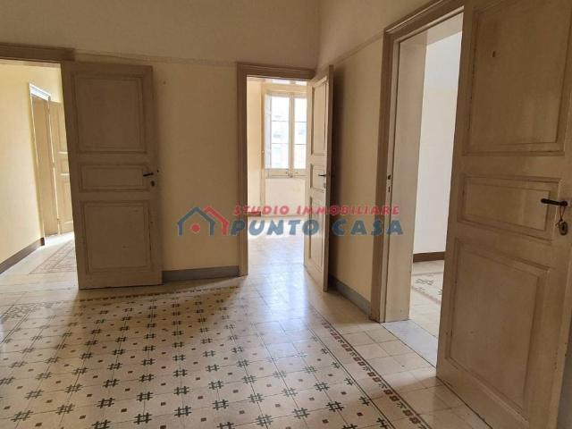 Palazzo / Stabile in vendita a Trapani TP