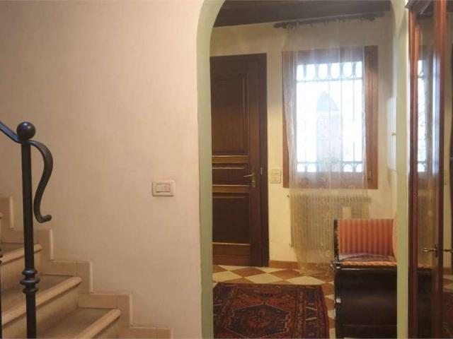 Palazzo / Stabile in vendita a Treviso TV