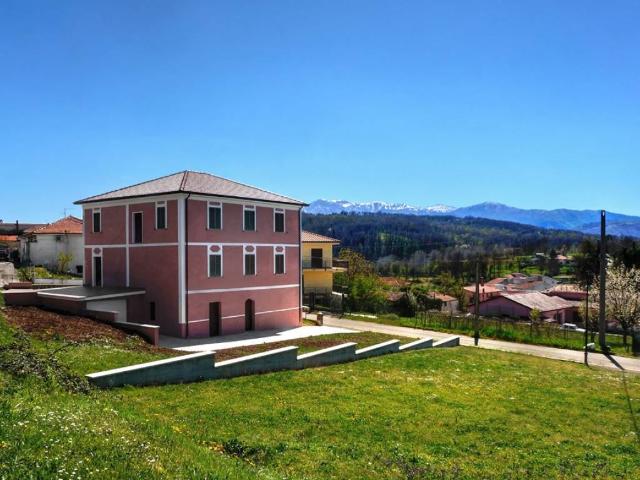 Palazzo / Stabile in vendita a Vicalvi FR
