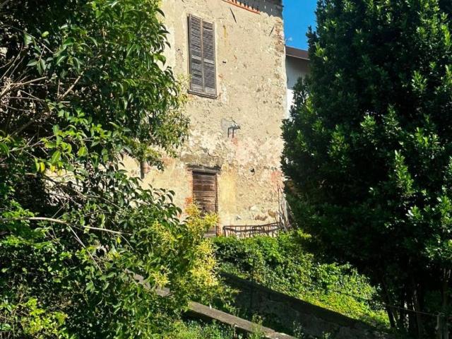 Palazzo / Stabile in vendita a Villa d'Adda BG