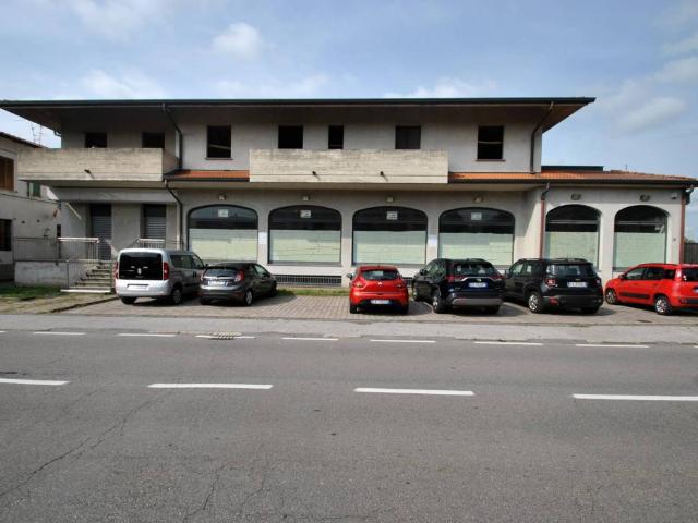 Palazzo / Stabile in vendita a Vimercate MB