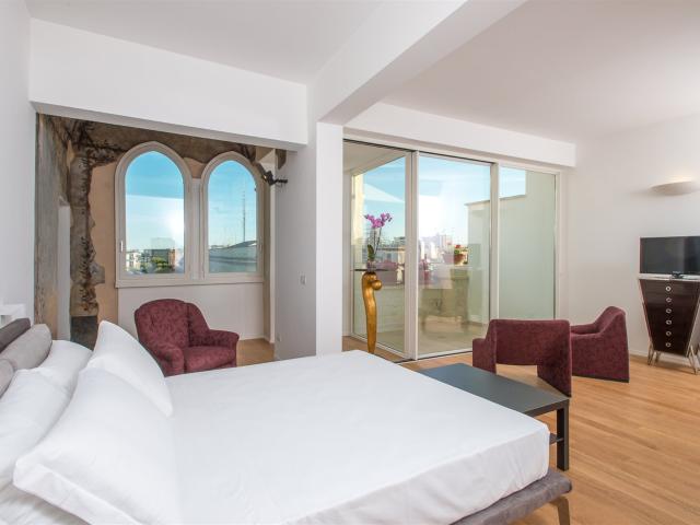 Palazzo storico di pregio 700m² Lecce
