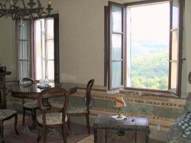 Palazzo storico in vendita a Monticiano