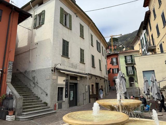 Palazzo storico in vendita a Argegno