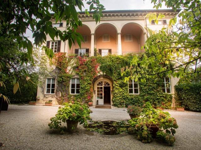 Palazzo storico in vendita a Lucca