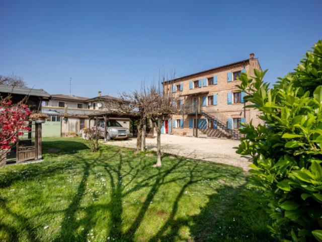 Palazzo/Stabile in Vendita a Cologna Veneta
