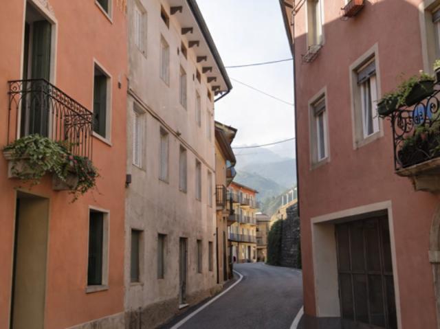 Palazzo/Stabile in Vendita a Recoaro Terme