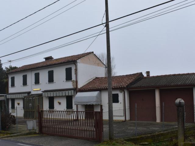 Palazzo/Stabile in Vendita a Terrassa Padovana