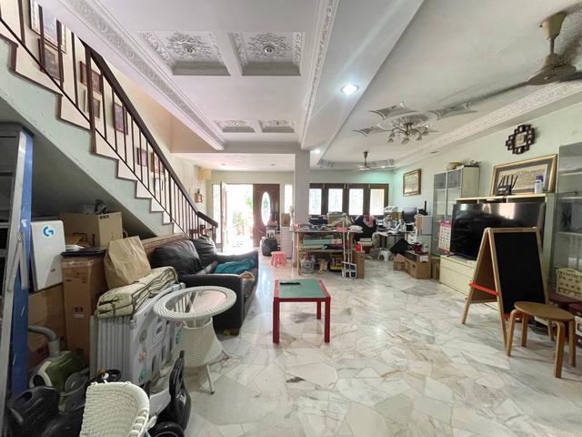 PALING MURAH LUAS22x90 Seksyen 8 Shah Alam 2 Storey