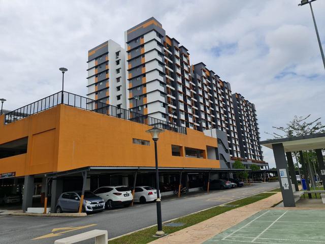 PALING MURAH RENOVATED Residensi Zamrud Condominium Kajang NEGOTIABLE
