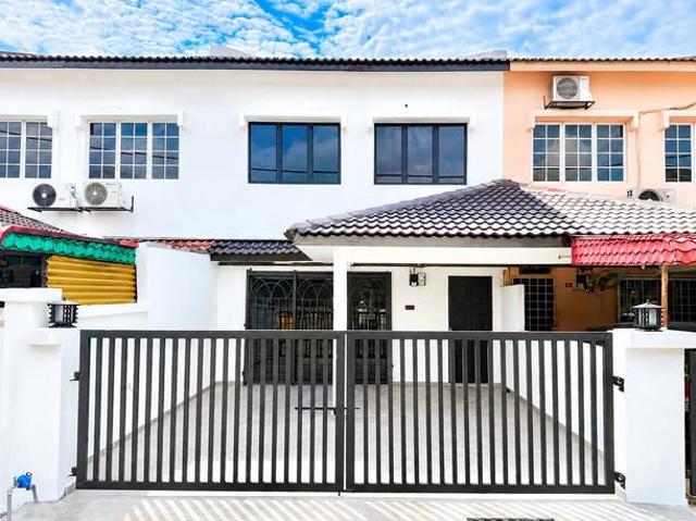 PALING MURAH RENOVATED 2 Storey Terrace Taman Kinrara 2 Puchong