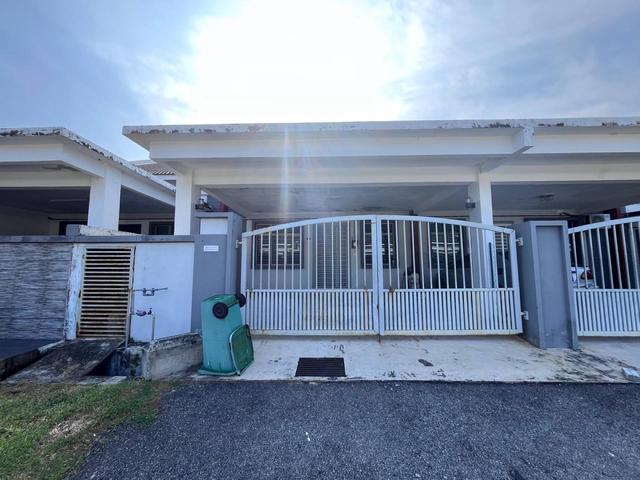 PALING MURAH Rumah Teres Setingkat Taman Tanjung Minyak Perdana