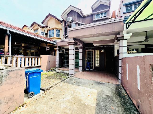PALING MURAHFor Sale Double Storey Terrace Seksyen 13 Shah Alam