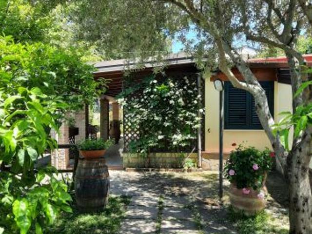 Palinuro, zona faracchio, grazioso cottage 2 posti letto