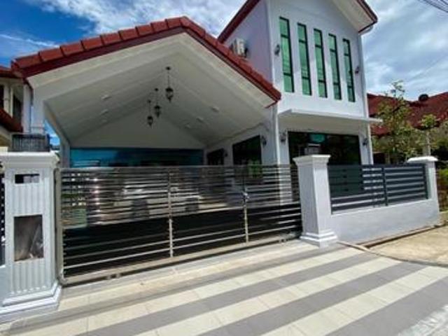 Palm Beach Villa Semi D For Sale