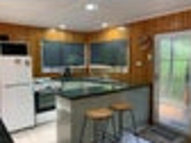 Palm Beach, 2 bedrooms, $650 pw