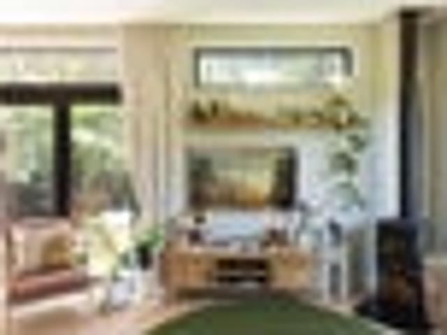 Palm Beach, 2 bedrooms, $800 pw