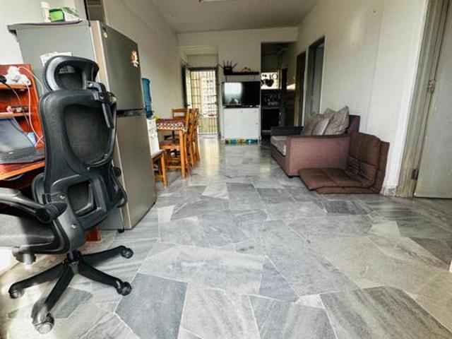 Palm Court Apartment 635sqf