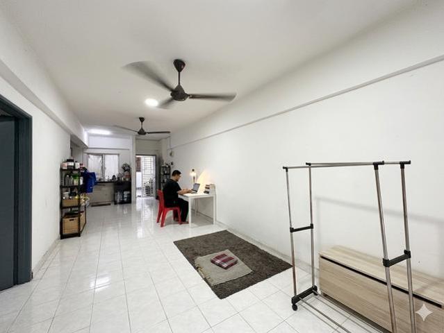 Palm Garden Apartment at Bukit Raja Bandar Baru Klang