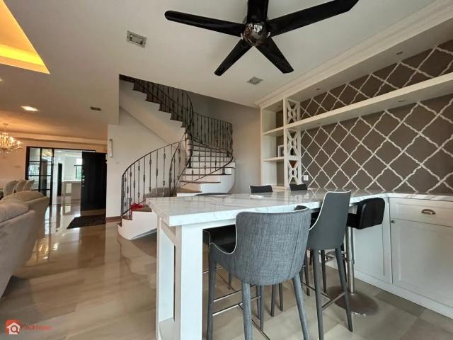Palm Garden Condominiums