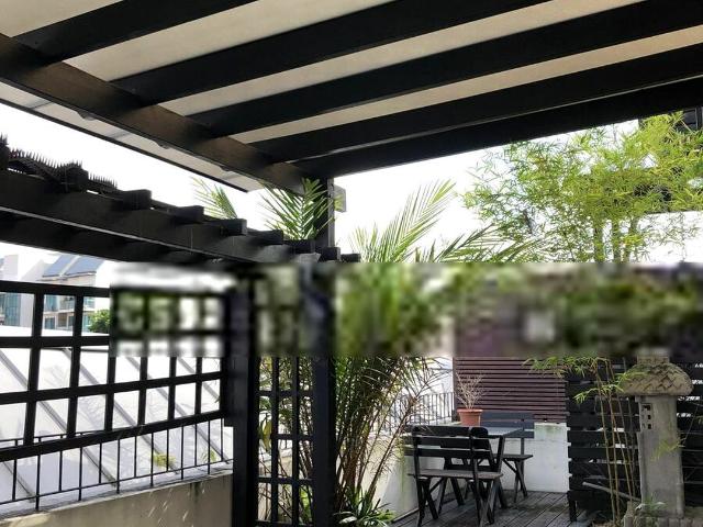 Palm Grove Condominium D19, Condominium