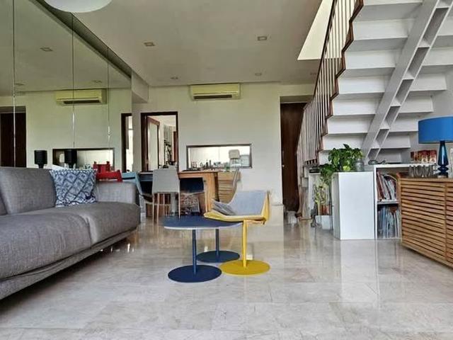 Palm Grove Condominium D19, Condominium
