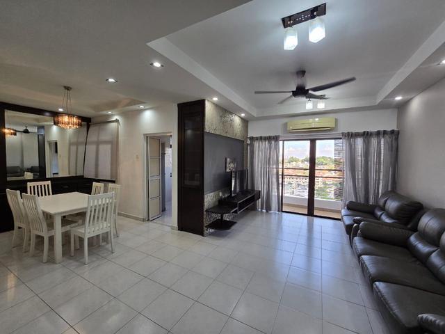 Palm Palladium Condominium for rent bu 1396sf