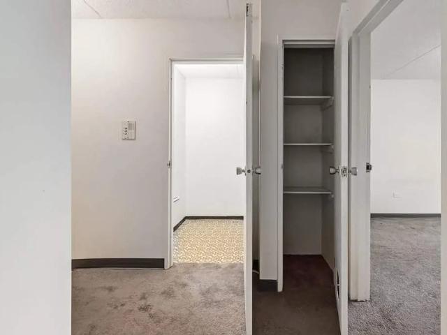 Palm Road Apartments 2 Bedroom Apartment for Rent at 3210 20 Ave S, Lethbridge, AB T1K 4A9 Redwood