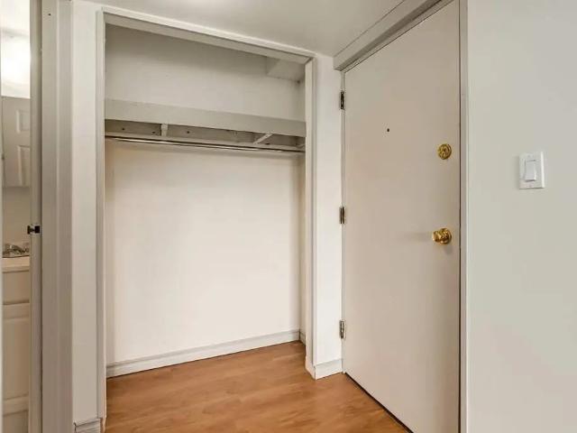 Palm Road Apartments 2 Bedroom Apartment for Rent at 3210 20 Ave S, Lethbridge, AB T1K 4A9 Redwood
