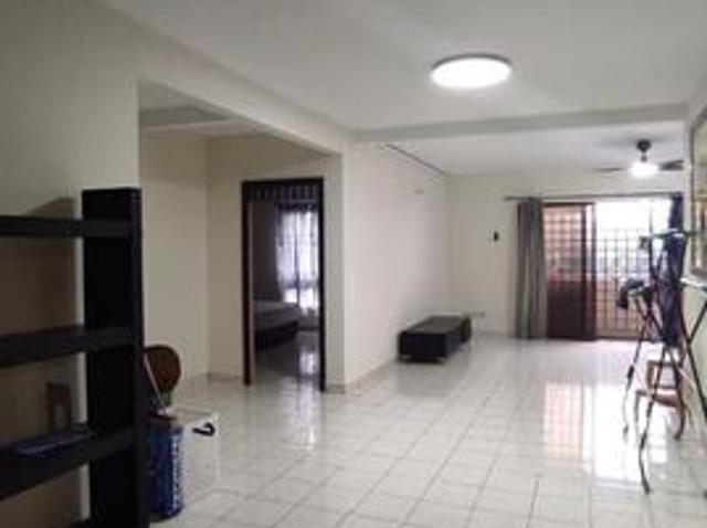 Palm Spring Condo Kota damansara for rent