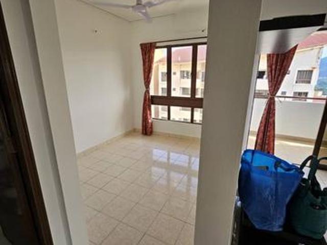 Palm Spring Condominium Kota Damansara To Let