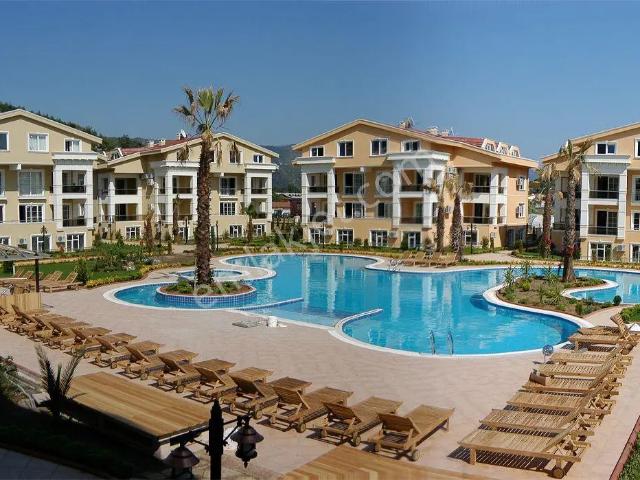 Palmiye Sitesinde 3+1 Açık Mutfak Eşyalı Daire