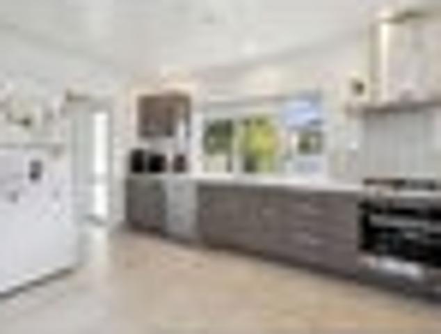 Papakura, 4 bedrooms, $795 pw