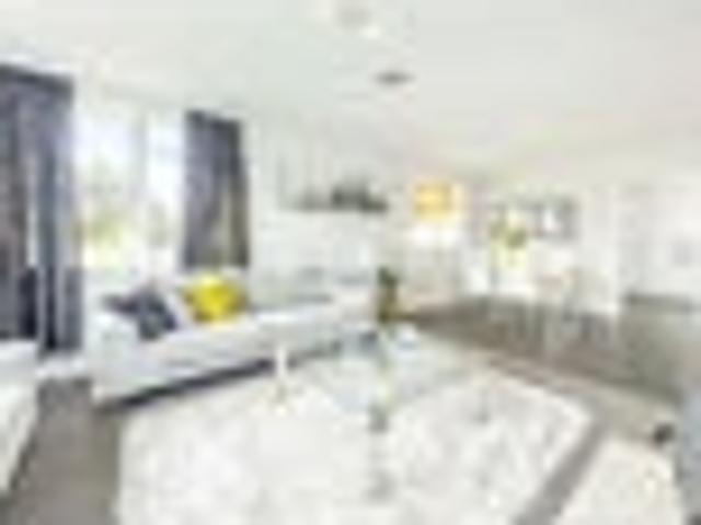 Papakura, 4 bedrooms, $800 pw