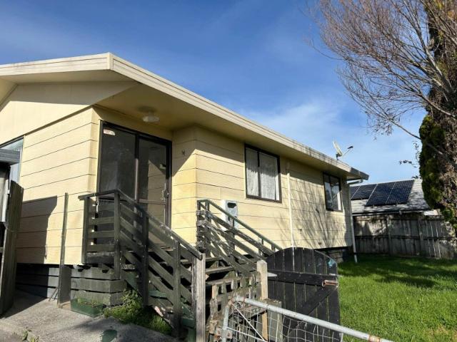 papakura, 2 bedrooms
