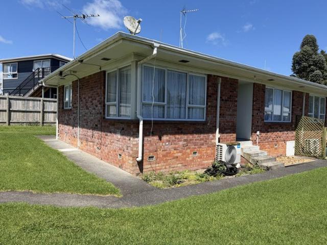 papakura, 2 bedrooms