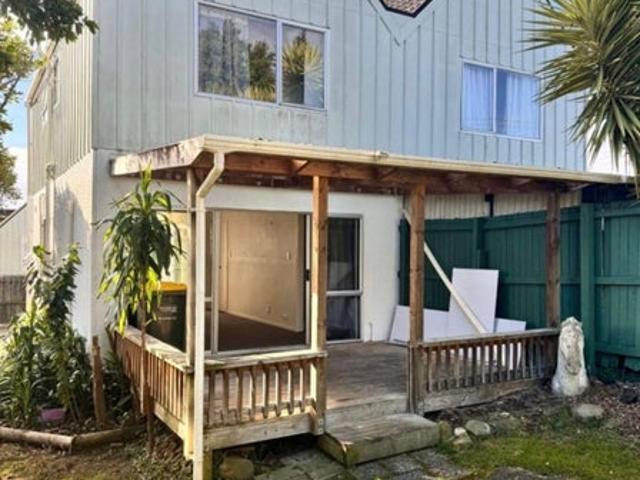 papakura, 2 bedrooms