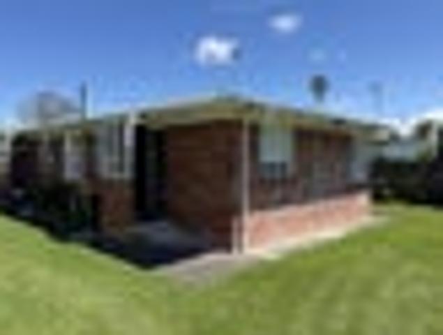 Papakura, 2 bedrooms, $530 pw