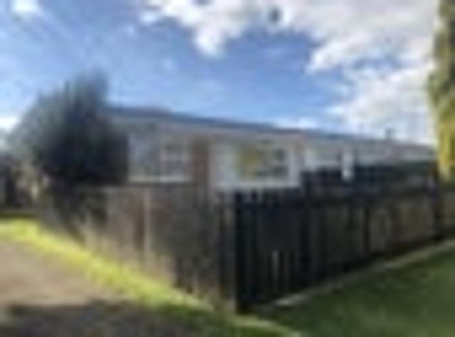 Papakura, 2 bedrooms, $550 pw