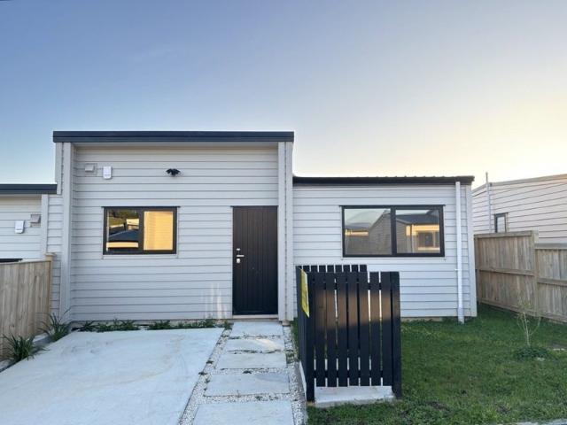 papakura, 2 bedrooms