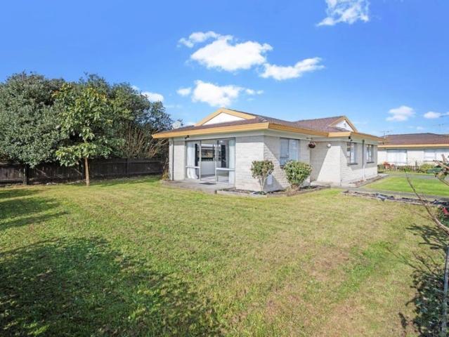 papakura, 2 bedrooms
