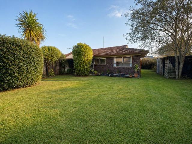 papakura, 2 bedrooms