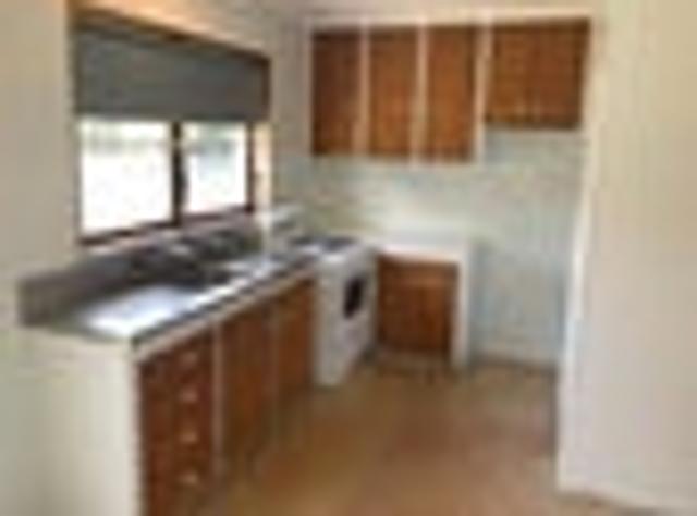 Papakura, 2 bedrooms, $530 pw