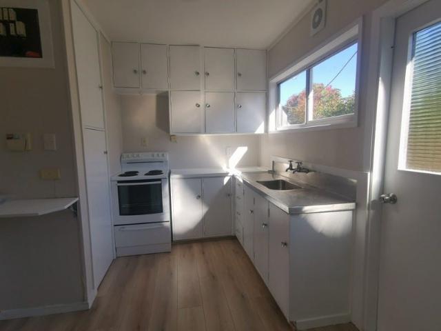 papakura, 2 bedrooms