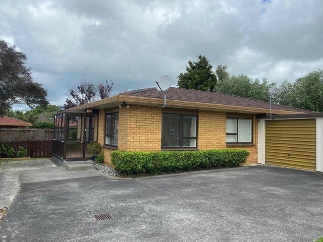 papakura, 2 bedrooms