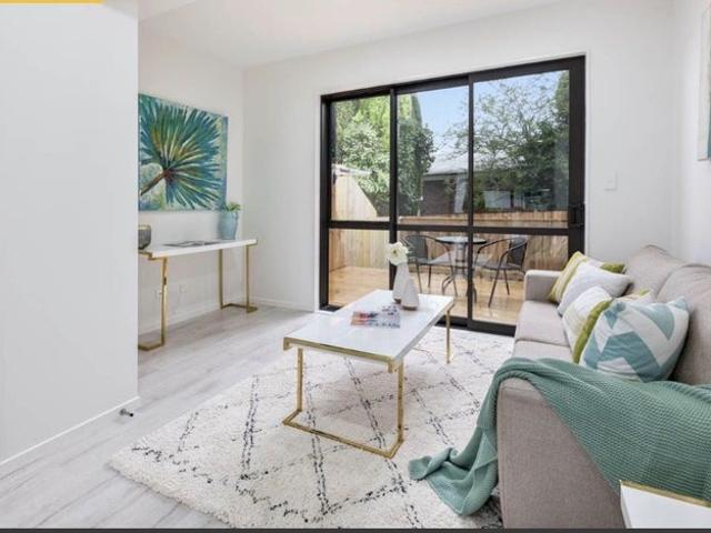 papakura, 2 bedrooms