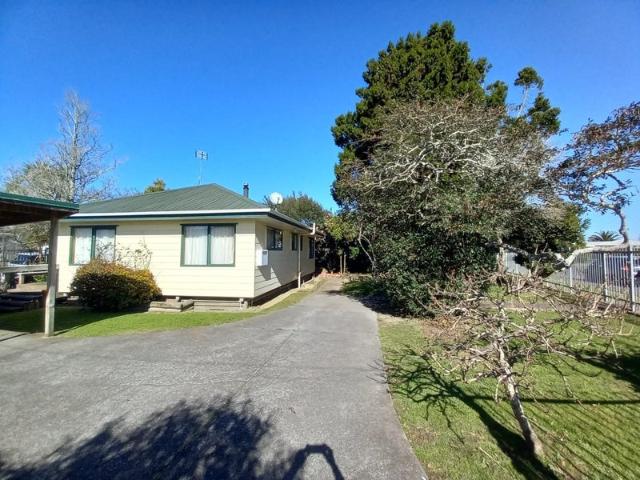 papakura, 2 bedrooms