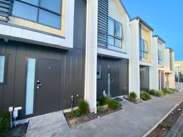 papakura, 2 bedrooms