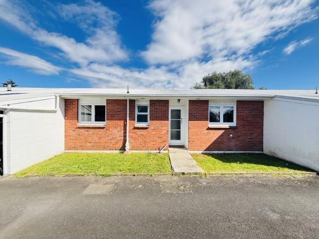 papakura, 2 bedrooms