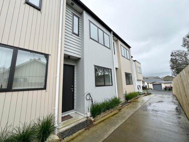 Papakura, 3 bedrooms